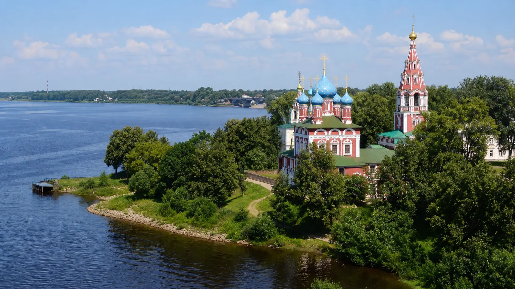 Угличский кремль у Волги