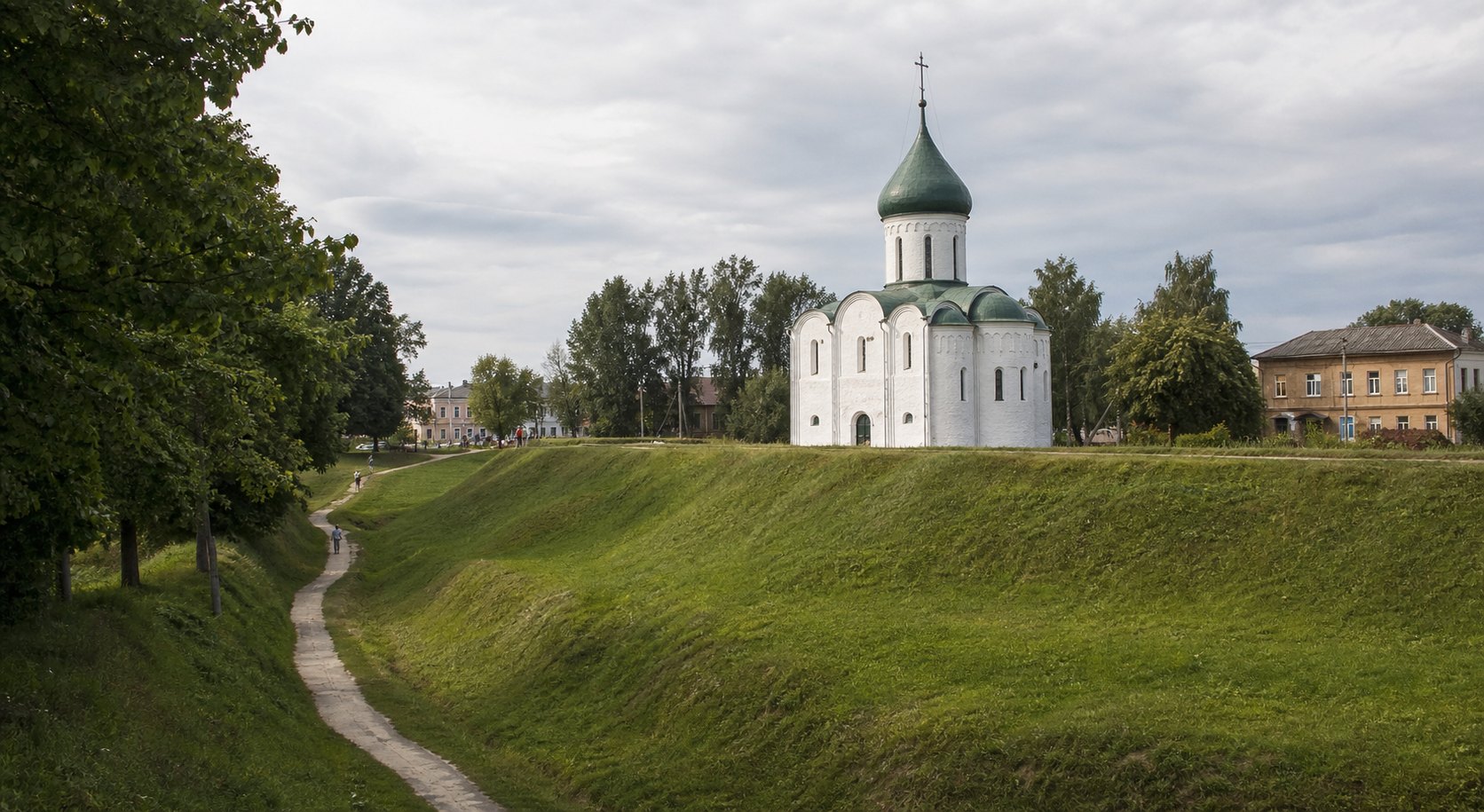 Исторический центр и земляные валы Переславля-Залесского