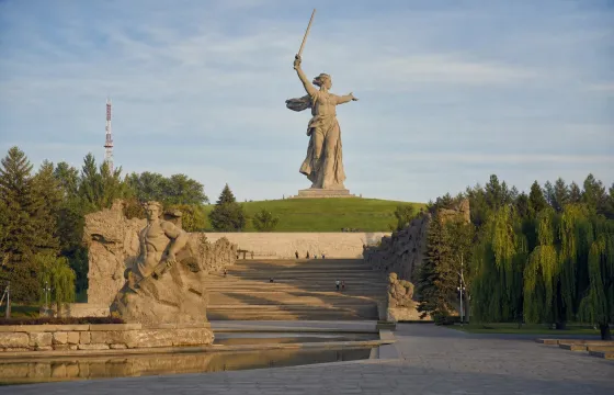 Мамаев курган и монумент Родина-мать зовет в Волгограде