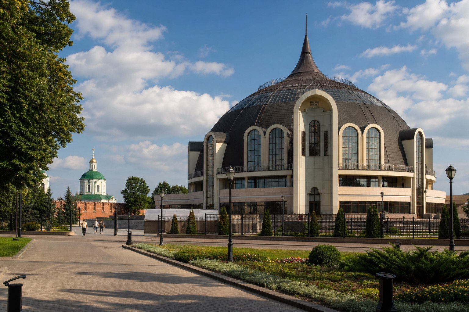 Музей оружия или городской музейный блок в поездке на выходные: Тула.